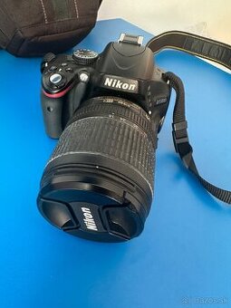 Predám zrkadlovku Nikon D5100 + objektív 18–105 mm + brašňa