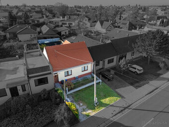 Na predaj 4-izbový rodinný dom v obci Zeleneč