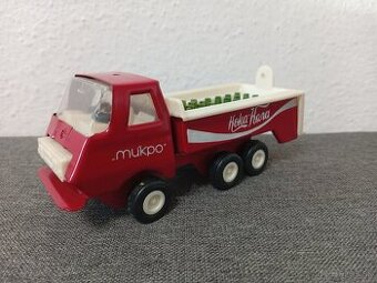 Plechový nákladiak Mukpo, Koka Kona