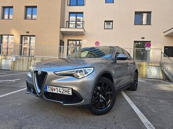 Alfa Romeo Stelvio 2.0 Q4 280ps