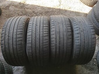 Letne pneu 235/45 R18 Michelin Tesla model 3