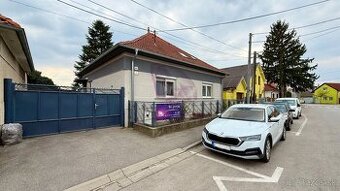 Na predaj priestranný 6-izbový rodinný dom V Senci