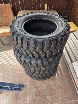 245/70 r16 PREDATOR