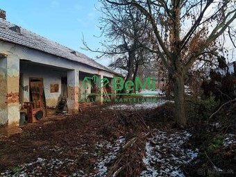 Veľký stavebný pozemok 1985 M2 - Močenok