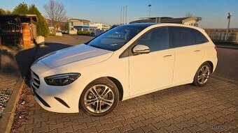 Mercedes-Benz B180