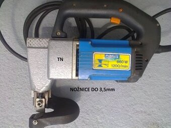 Elektrické nožnice na plech Narex.