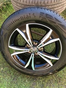 R17 TOYOTA C-HR nové disky+Tpms