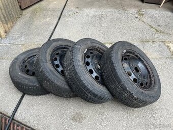Plechové disky s pneumatikami 195/65 R15