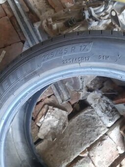 Pneumatiky letne 225_45 r 17