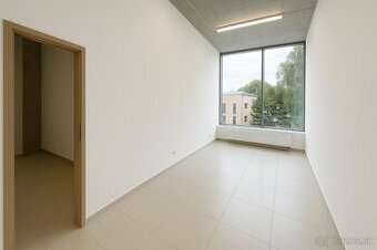 Moderné kancelárske priestory (69 m²) na prenájom – R11 SNV