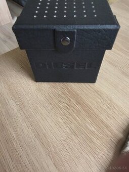Pánske hodinky značky Diesel - 1