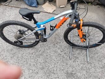 Predam celoodpruzeny bicykel cube