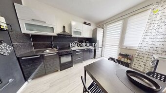 HALO reality - Predaj, trojizbový byt Žiar nad Hronom,  Cent