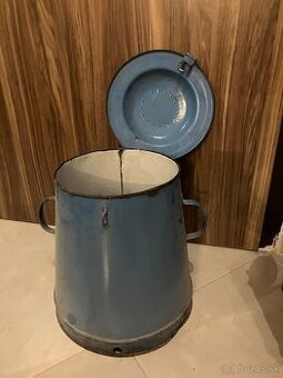 Smaltovany hrniec na mlieko 15