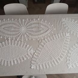 Ručne  háčkované,  vyšívané  dečky ČSSR