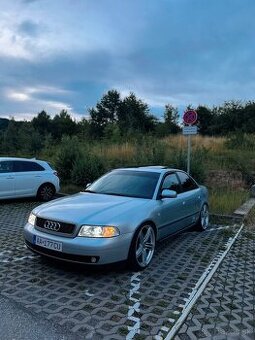 Audi s4 b5 maska