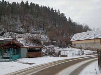 Stavebný pozemok Divín - 1