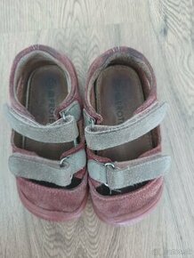 Barefoot Protetika sandálky č. 23