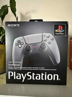 PS5 Dualsense 30th Anniversary limitovaná edícia