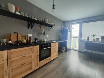 Realitný kancelária REALADR s.r.o.