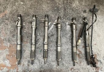 Vstrekovacie trisky 2.5 tdi 132kw 059130201F