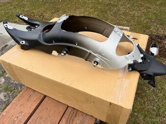 Predám subframe a zadnú časť BMW R18, nové, originál