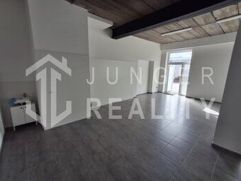 Na prenájom komerčné priestory v areáli Townside v Rožňave
