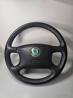 Octavia 1 Superb 1 volant