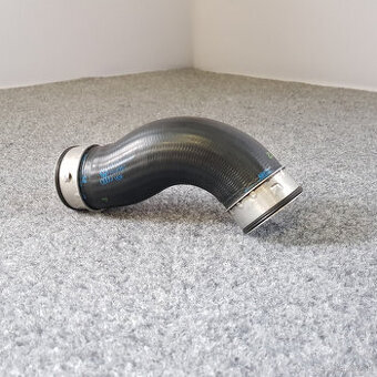 Hadica pre chladič nasávaného vzduchu Originál 1K0145838D