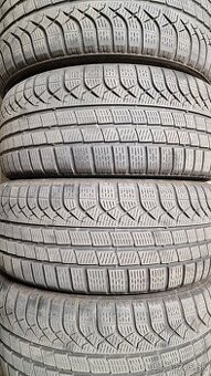 Predám 4ks jazdené zimné 245/45r19-102H Pirelli