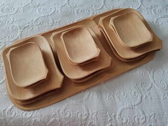 Sada drevených tanierov s táckou - čerešňa