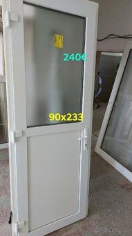 Exteriérové plastové dvere NOVÉ 3SKLO 90x233
