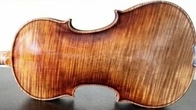 husle 4/4 model Stradivari " La Cathedrale" 1707