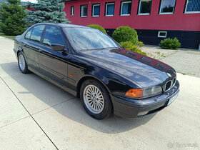 BMW 520i, model E39, r.v.99, naj 139km,bez korozie, manual