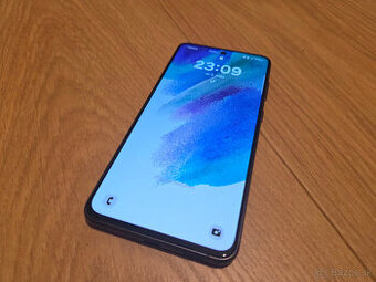 Samsung Galaxy S21 FE 5G Dual-SIM 128GB 6GB RAM