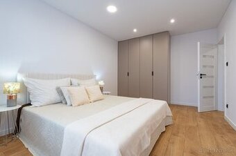 Na predaj 3-izbový byt po rekonštrukcii, ulica Povstania čes