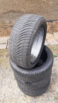 215/40r17  Kleber letne