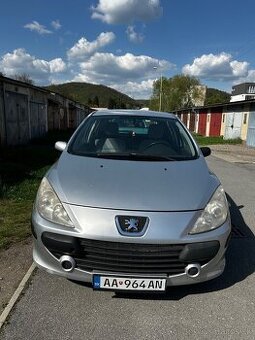 Predám Peugeot 307 2005