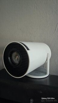 Hd projektor + platno 4K 120" - 1