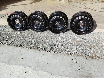 Plechové disky 4x100 R15 Renault