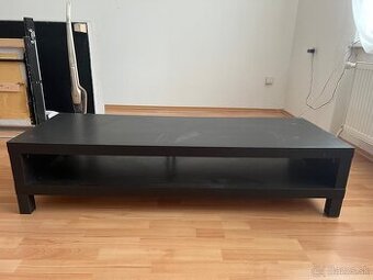 Stolík pod TV