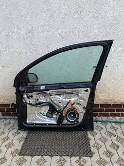 Pravé predné dvere Golf 5