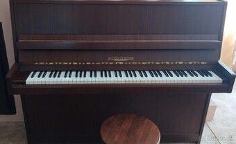 Pianino/klavír August Förster