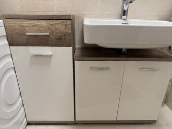 Darujem dvojicu kupelnovych skriniek za odvoz