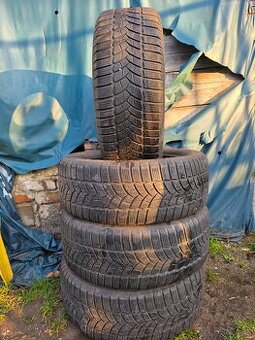 Ponúkame 4 zimné pneumatiky Firestone Winterhawk 215/55 R16