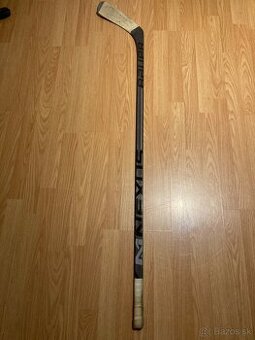 Predám Hokejku Bauer Nexus - Jaroslav Obsut