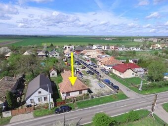 RODINNÝ DOM SO ZÁHRADOU V OBCI ČATA - 3D PREHLIADKA