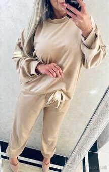 Damska talianska velurova suprava beige