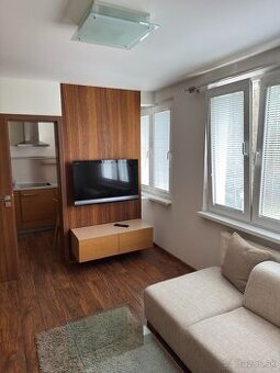 [OBSADENÝ 2028] 1 izbový byt na prenájom - Martin, Jahodníky