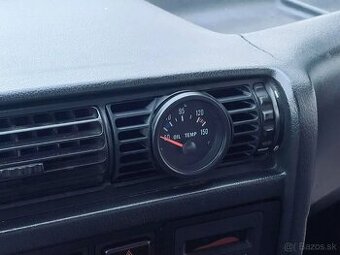 BMW E30 - Držiak budíka